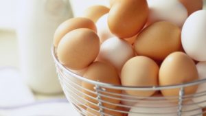 Beneficiile aduse organismului consumul regulat de ouă